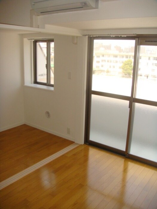 物件内観写真13　(居室)