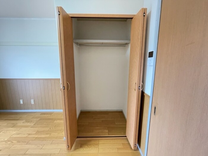 物件内観写真12　(収納)