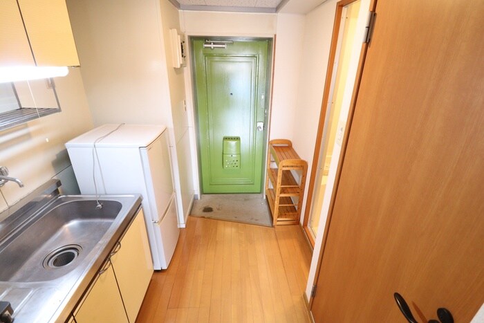 物件内観写真21　(廊下)