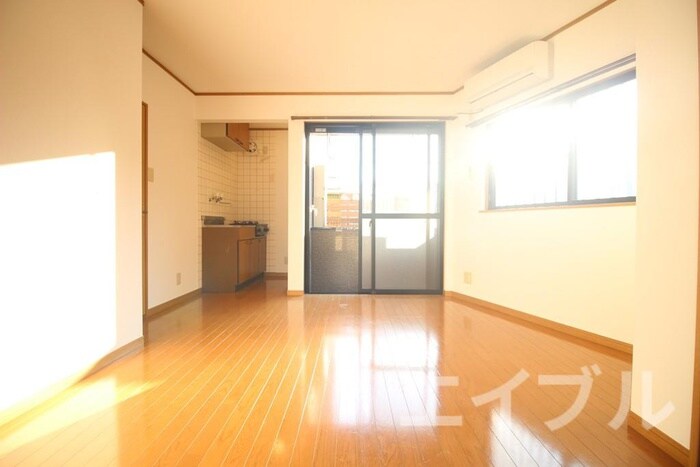 物件内観写真7　(居室)