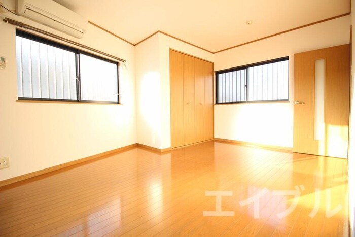 物件内観写真9　(居室)