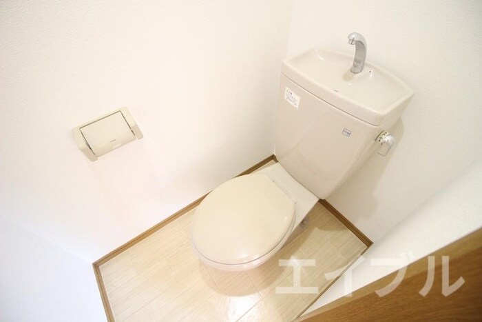 物件内観写真13　(トイレ)