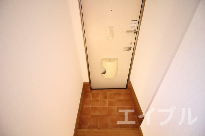 物件内観写真15　(玄関)