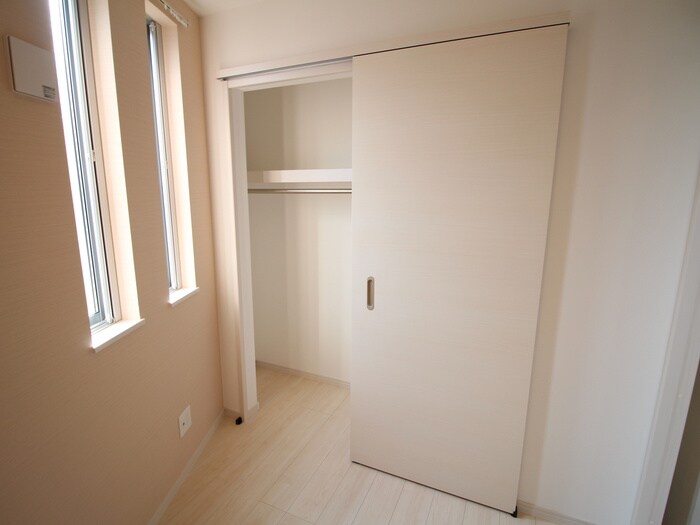 物件内観写真11　(ロフト)