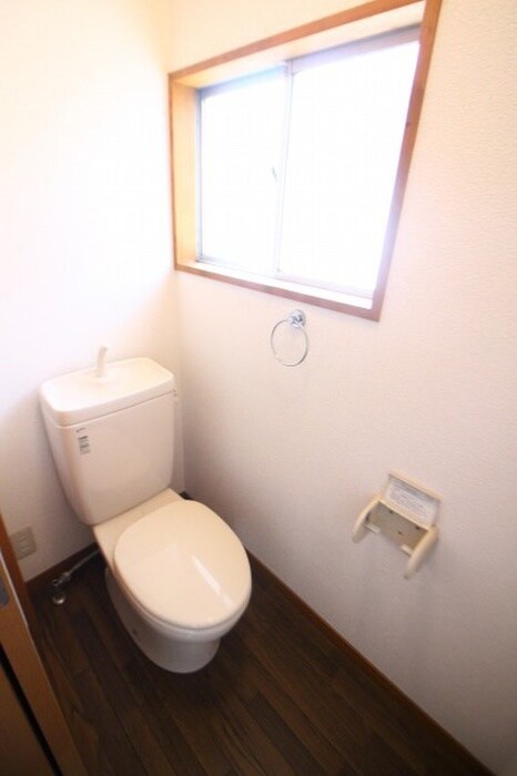 物件内観写真12　(トイレ)