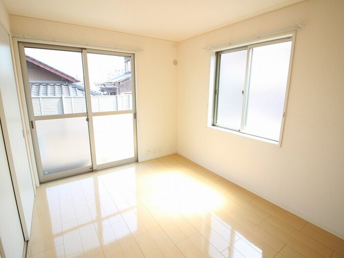 物件内観写真5　(居室)