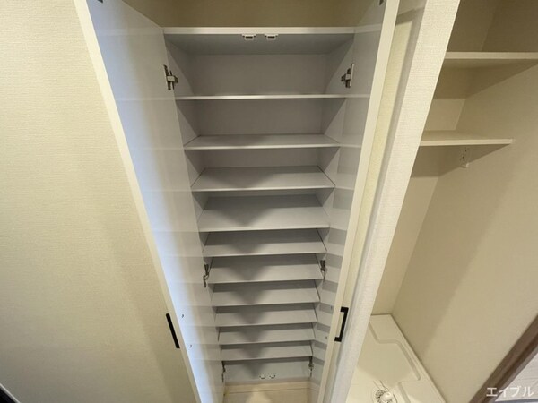 靴箱