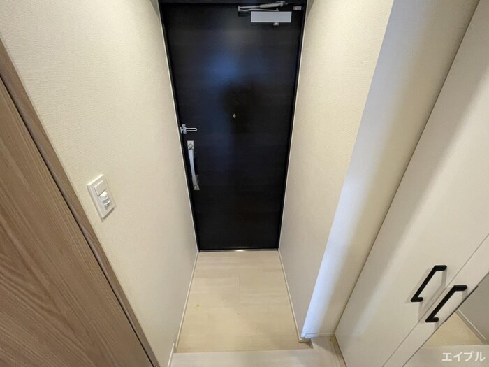 物件内観写真16　(玄関)