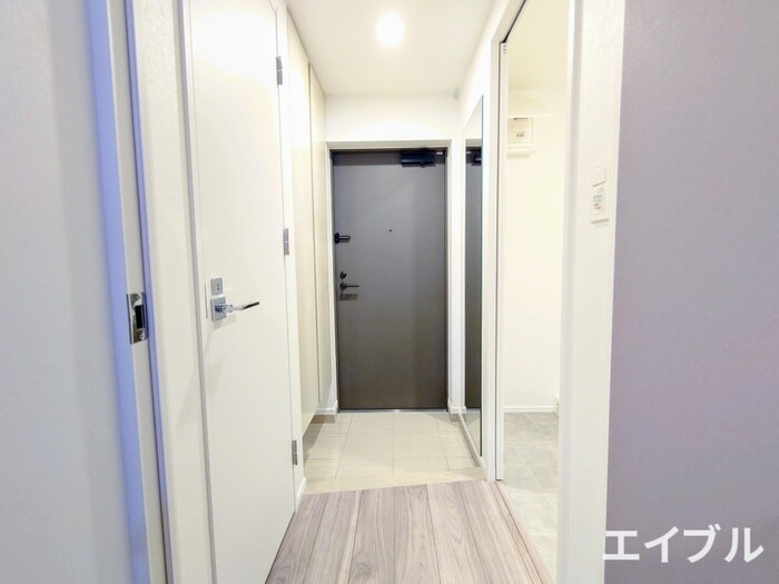 物件内観写真14　(玄関)