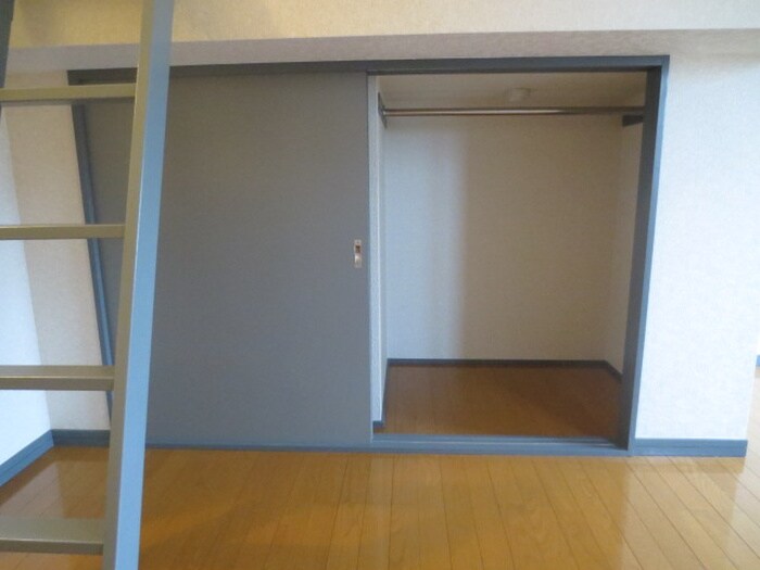 物件内観写真10　(収納)