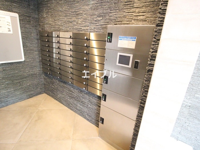 物件外観写真4　(建物設備)