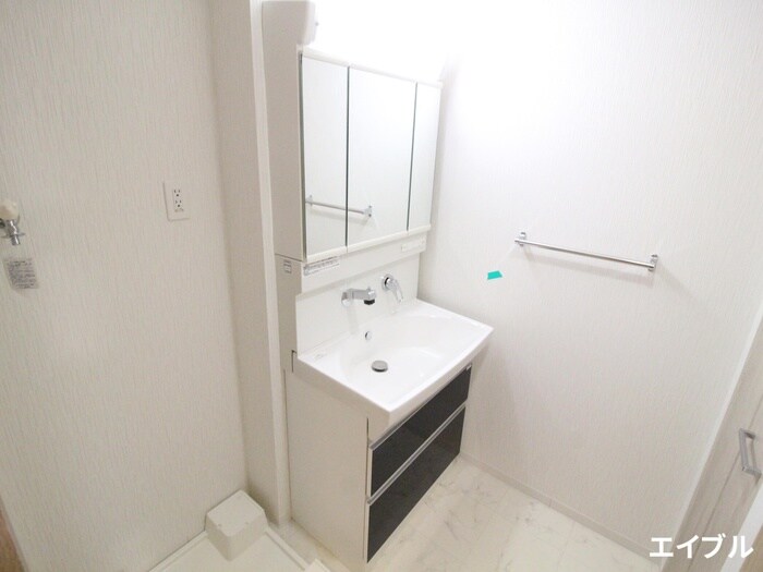 物件内観写真11　(洗面)