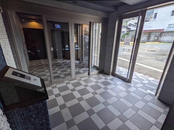 エントランス部分