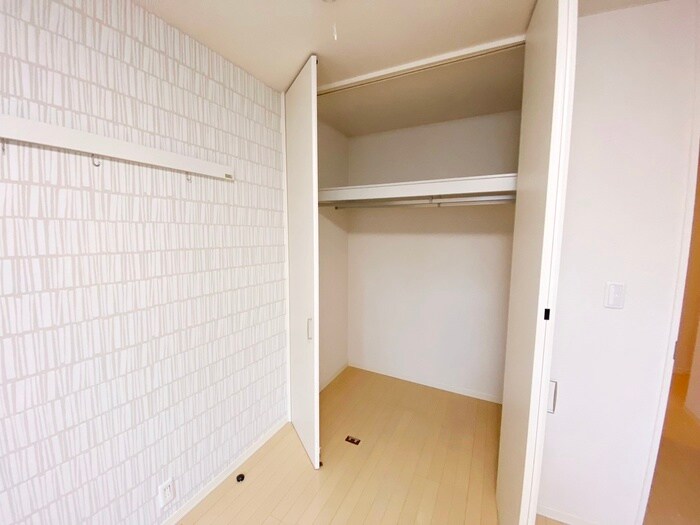物件内観写真9　(収納)