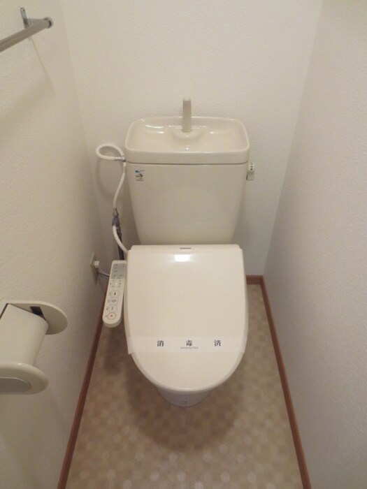 物件内観写真14　(トイレ)