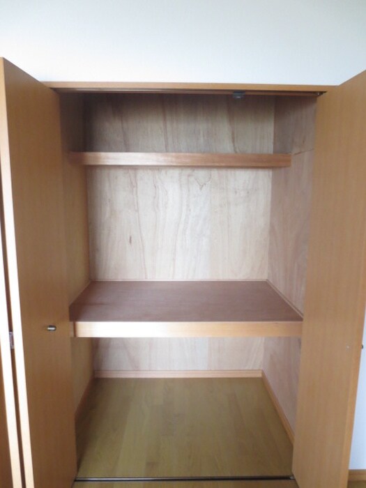 物件内観写真15　(収納)