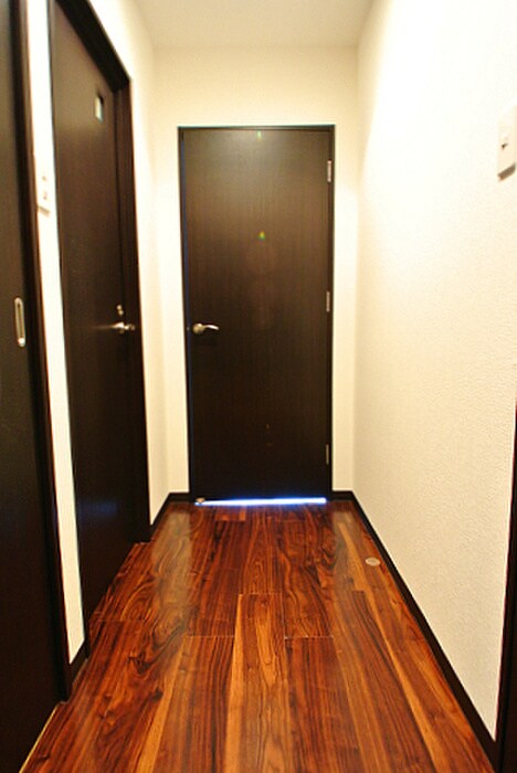 物件内観写真7　(廊下)