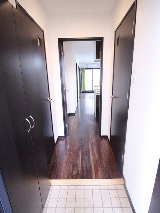 物件内観写真7　(廊下)