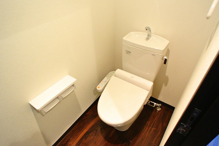 物件内観写真14　(トイレ)