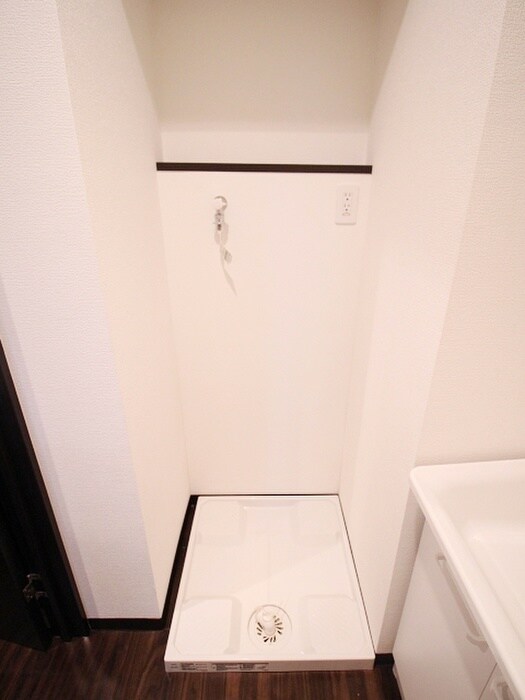 物件内観写真19　(洗濯機置場)