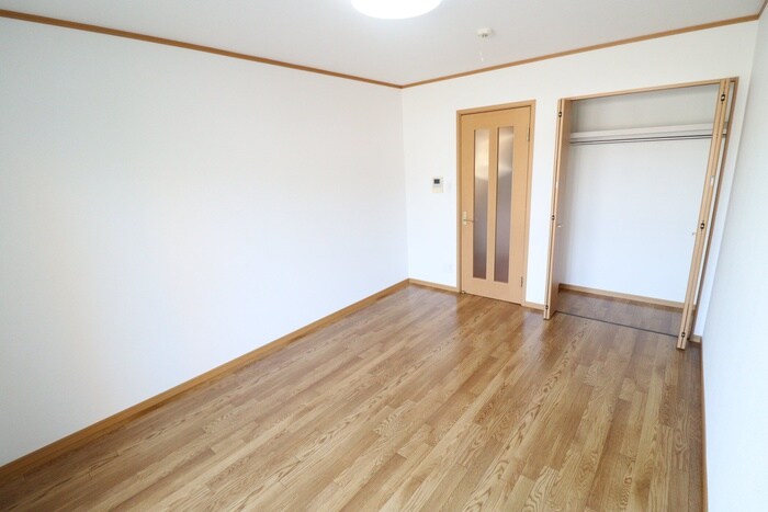 物件内観写真6　(居室)