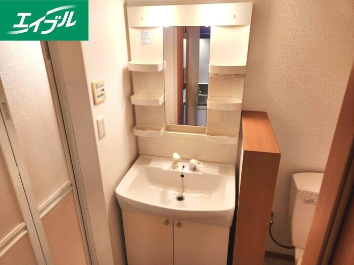 物件内観写真11　(洗面)