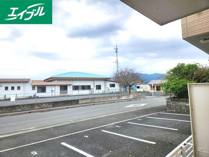 物件内観写真15　(室内からの展望)