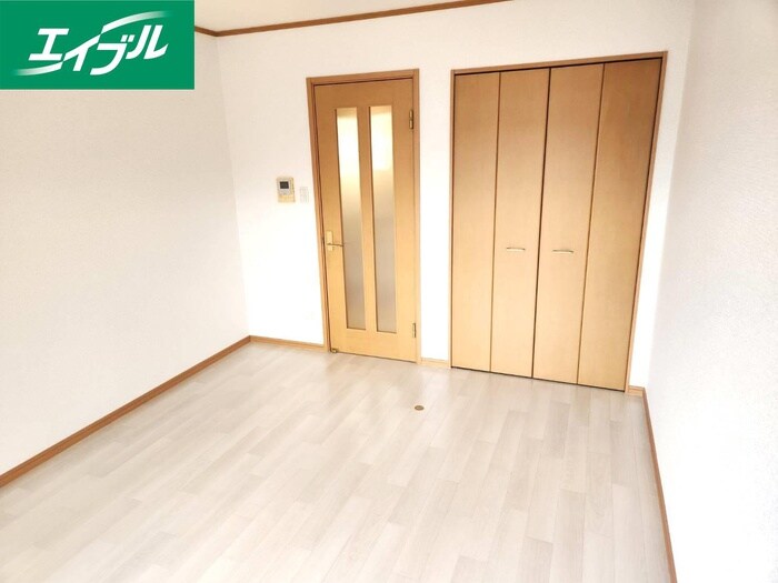 物件内観写真18　(居室)