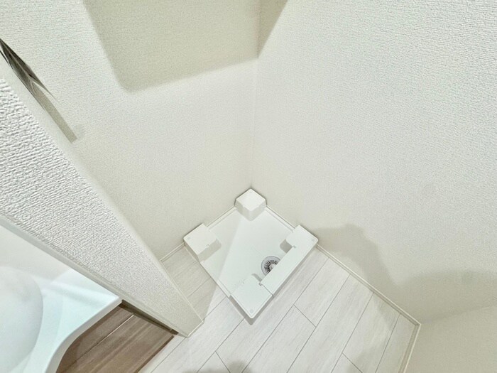 物件内観写真10　(洗濯機置場)