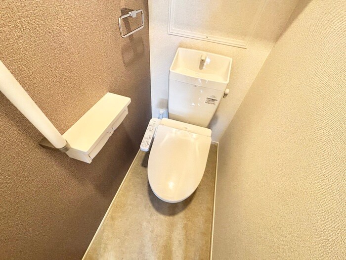 物件内観写真9　(トイレ)