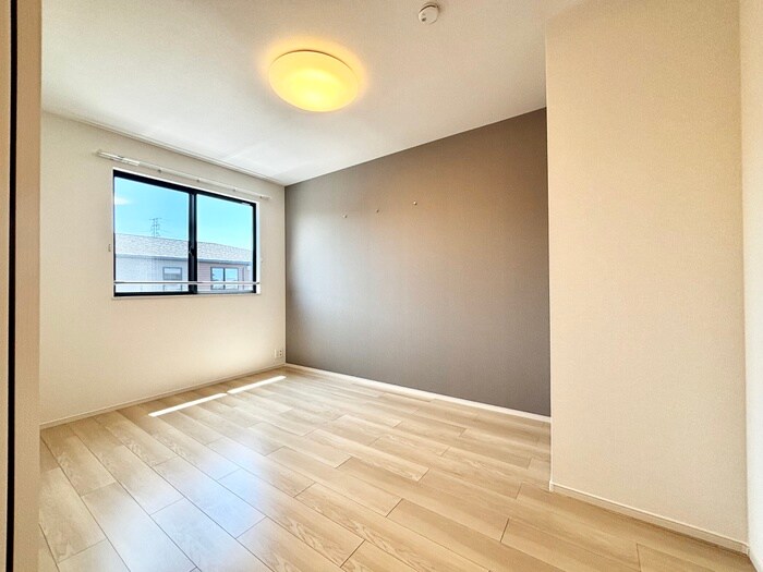 物件内観写真16　(内観写真)