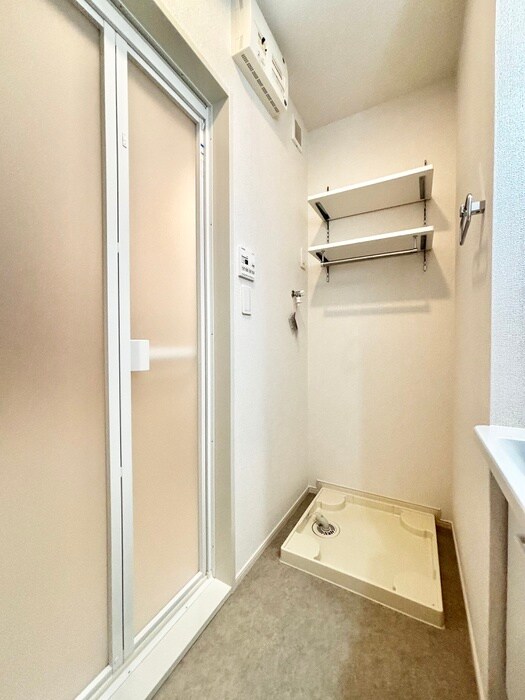 物件内観写真19　(洗濯機置場)