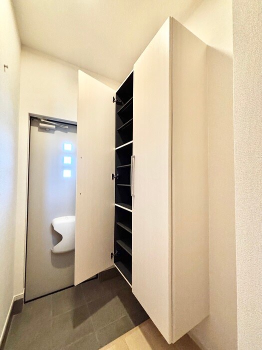 物件内観写真20　(靴箱)