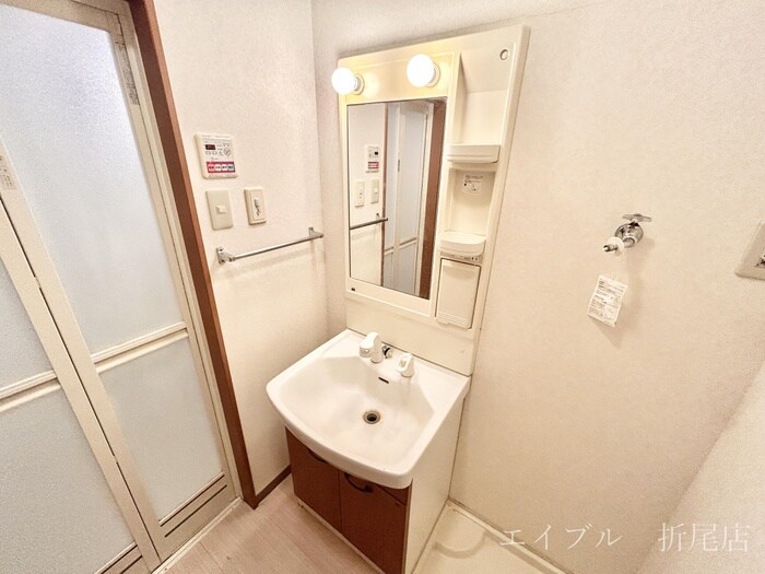 物件内観写真7　(洗面)