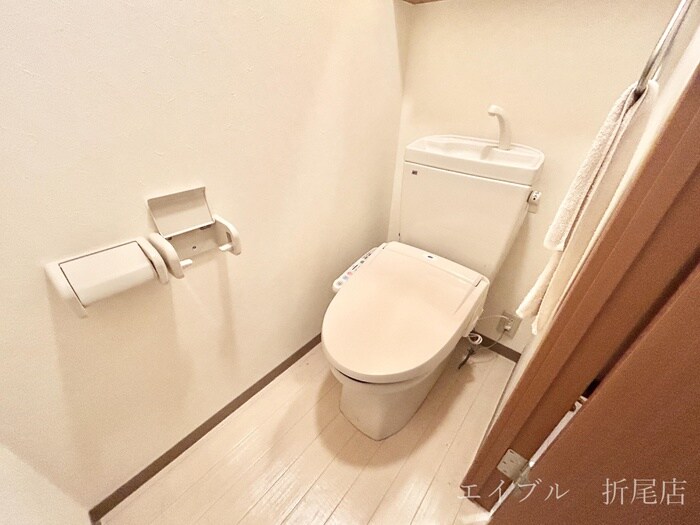 物件内観写真8　(トイレ)