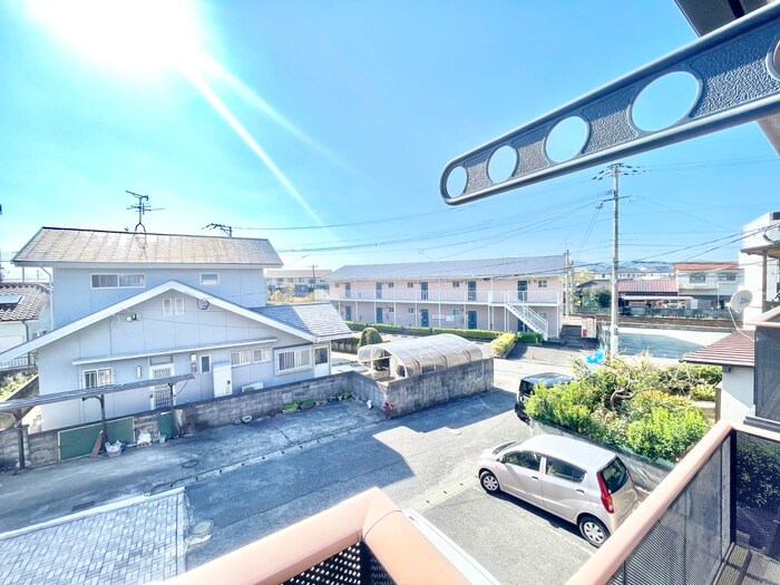 物件内観写真11　(室内からの展望)