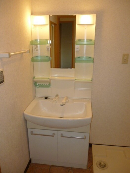 物件内観写真11　(洗面)