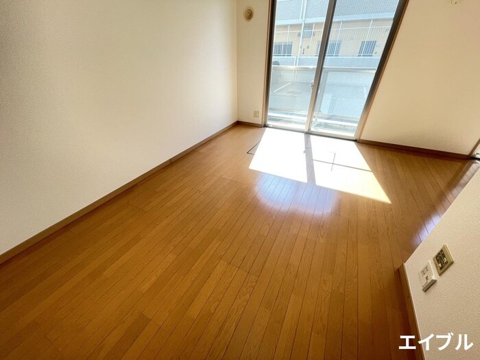 物件内観写真16　(居室)