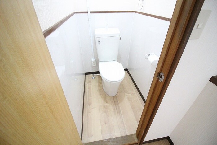 物件内観写真10　(トイレ)