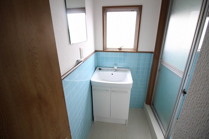 物件内観写真11　(洗面)