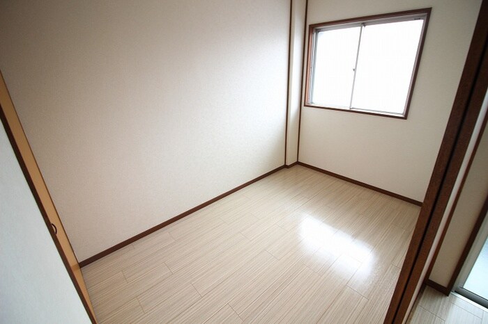 物件内観写真16　(居室)