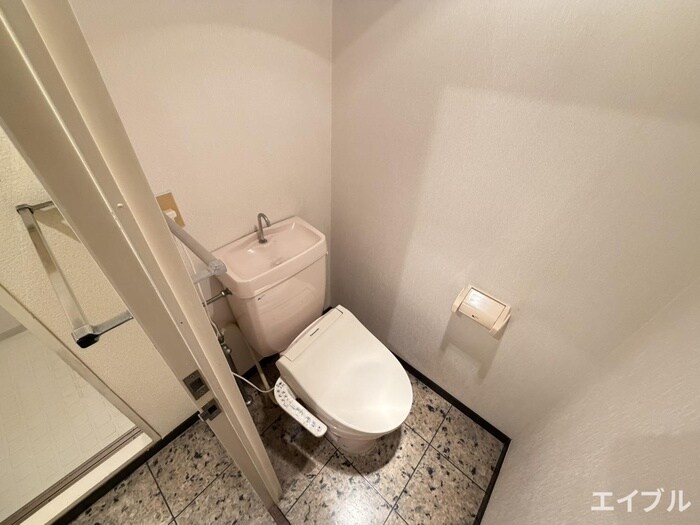 物件内観写真11　(トイレ)