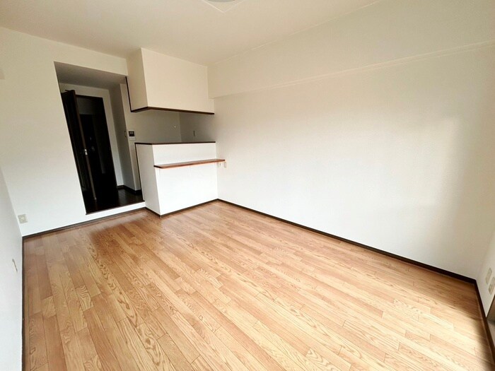 物件内観写真4　(居室)