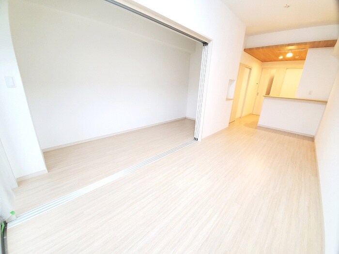 物件内観写真5　(居室)