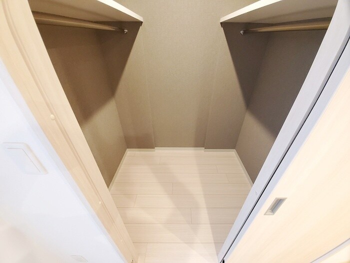 物件内観写真10　(収納)