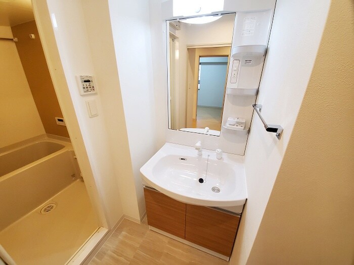 物件内観写真11　(洗面)