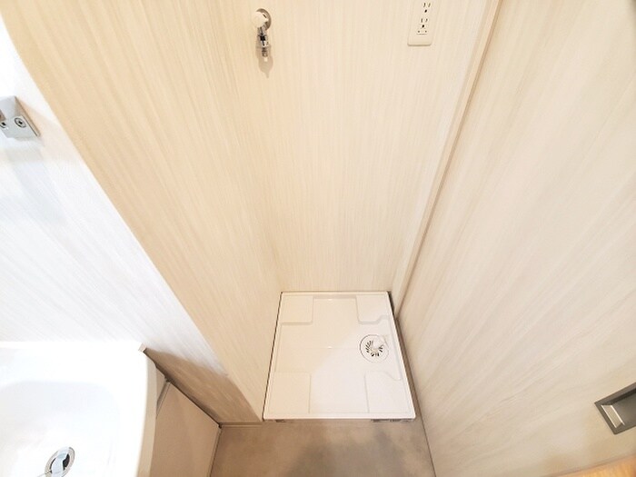 物件内観写真14　(洗濯機置場)