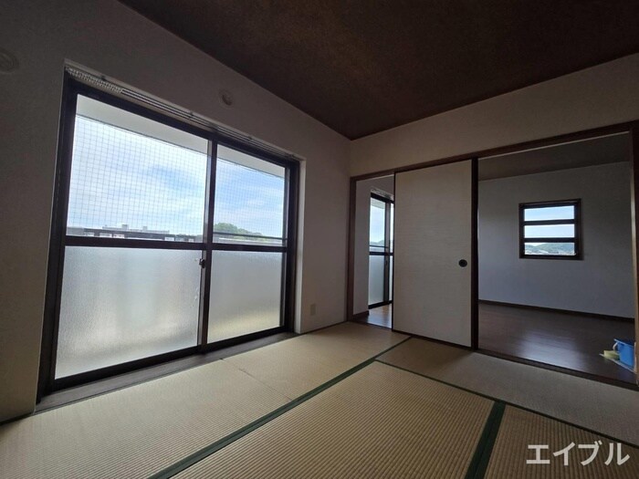 物件内観写真10　(居室)