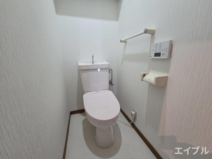 物件内観写真13　(トイレ)