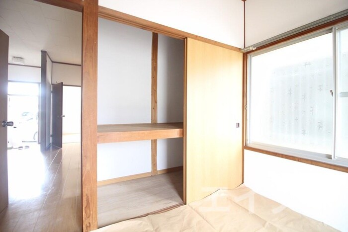 物件内観写真13　(収納)